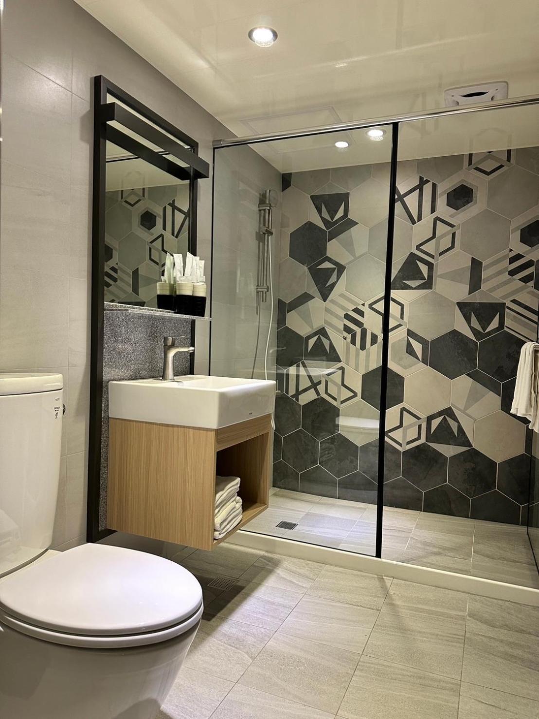 享住新大華館 Hotel Keelung Luaran gambar