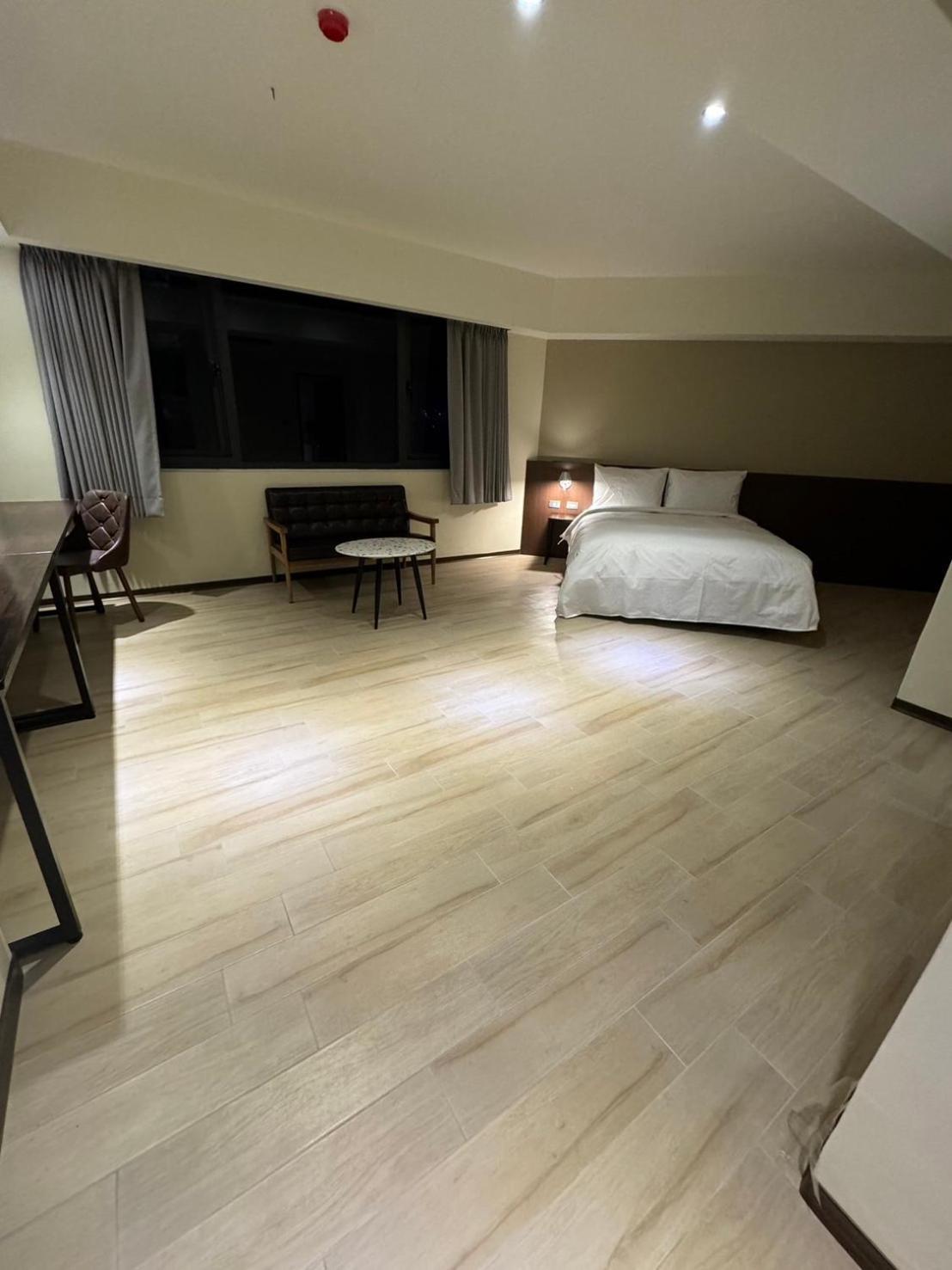 享住新大華館 Hotel Keelung Luaran gambar