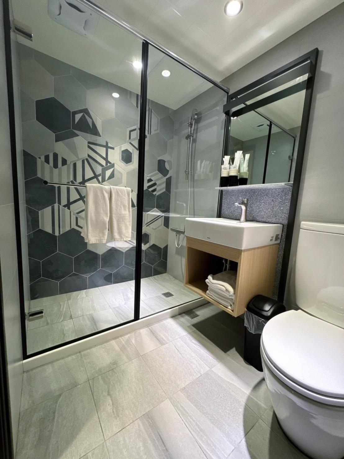 享住新大華館 Hotel Keelung Luaran gambar