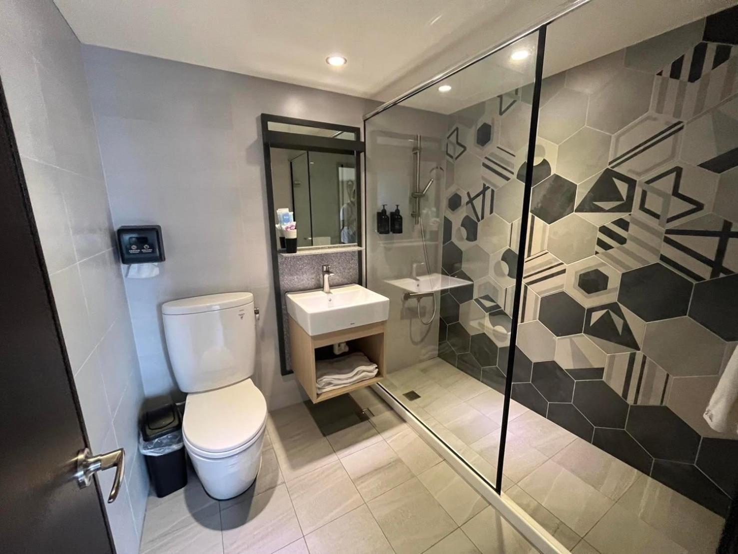 享住新大華館 Hotel Keelung Luaran gambar